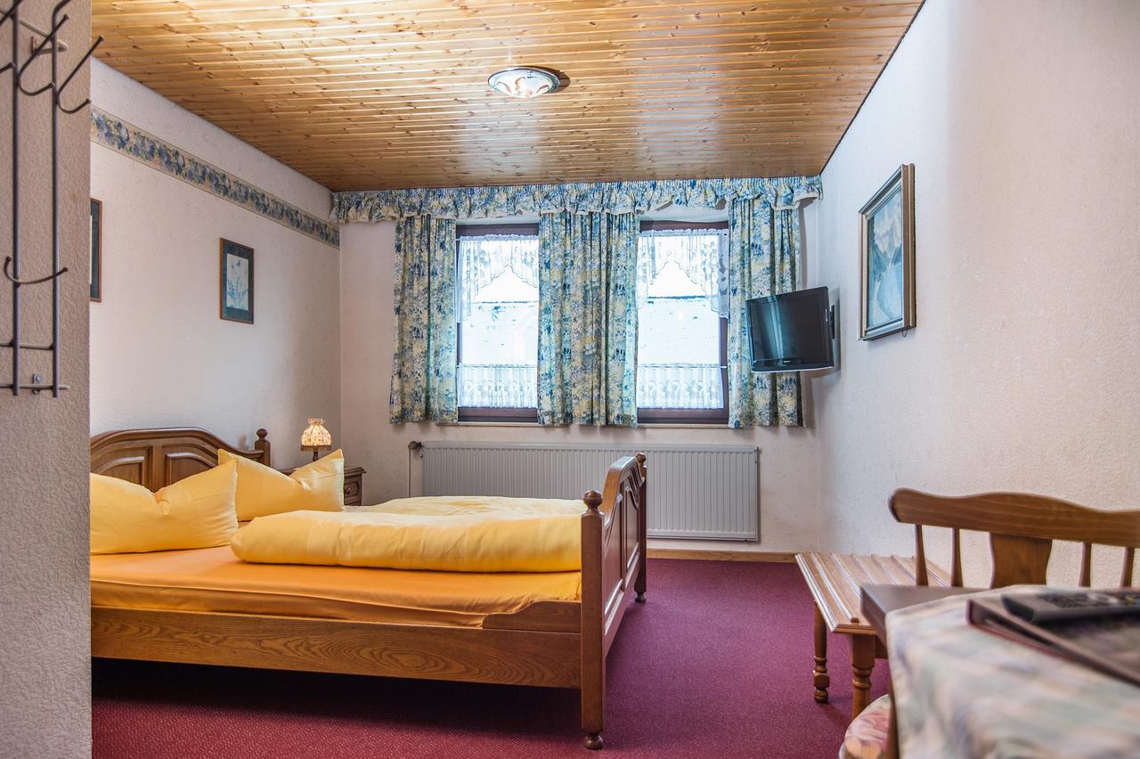 Hotel Gutshof Colmberg Extérieur photo
