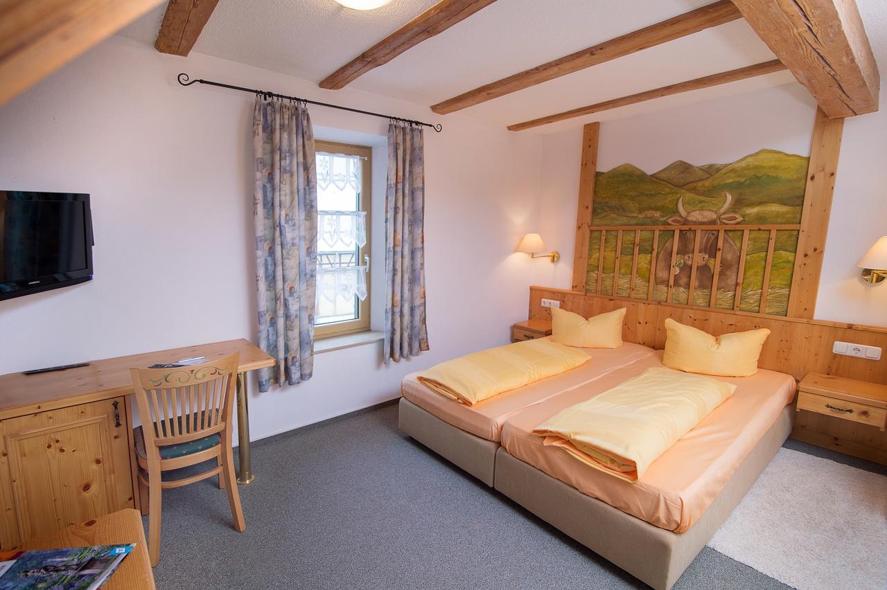 Hotel Gutshof Colmberg Extérieur photo